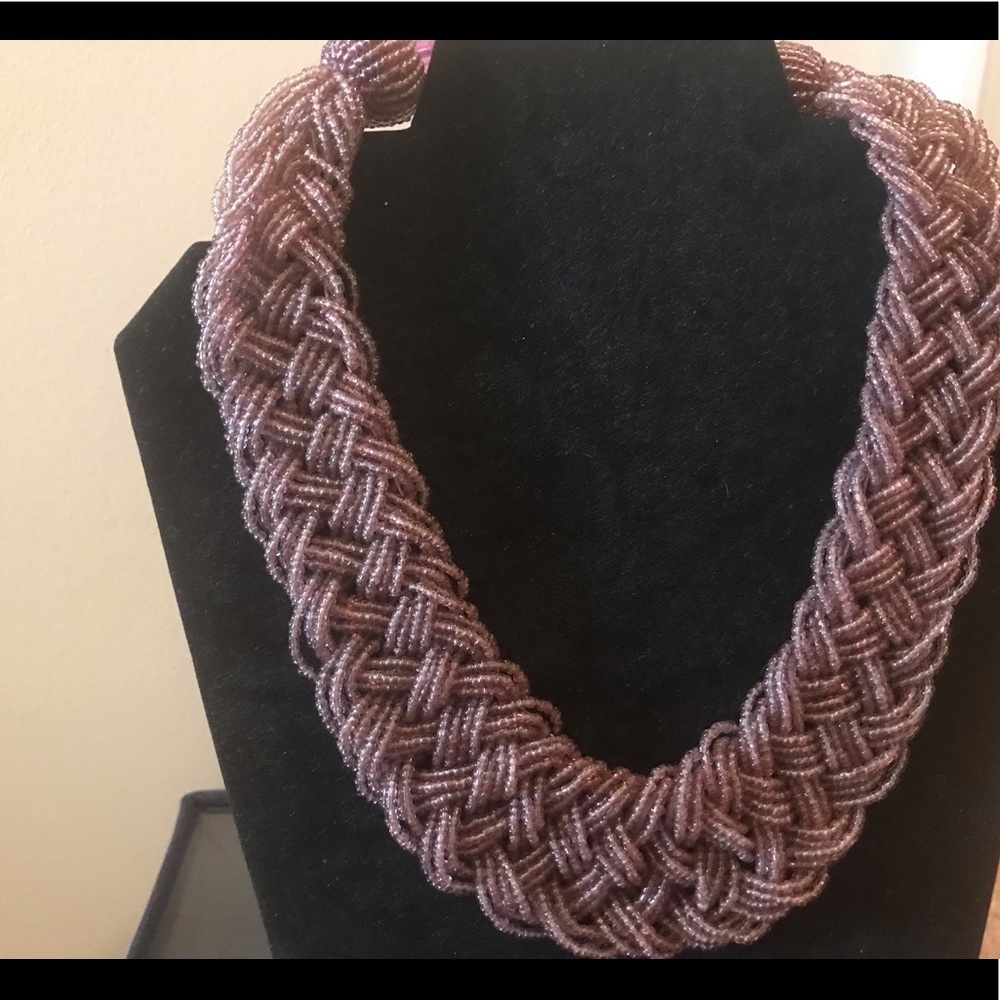 Beaded necklace